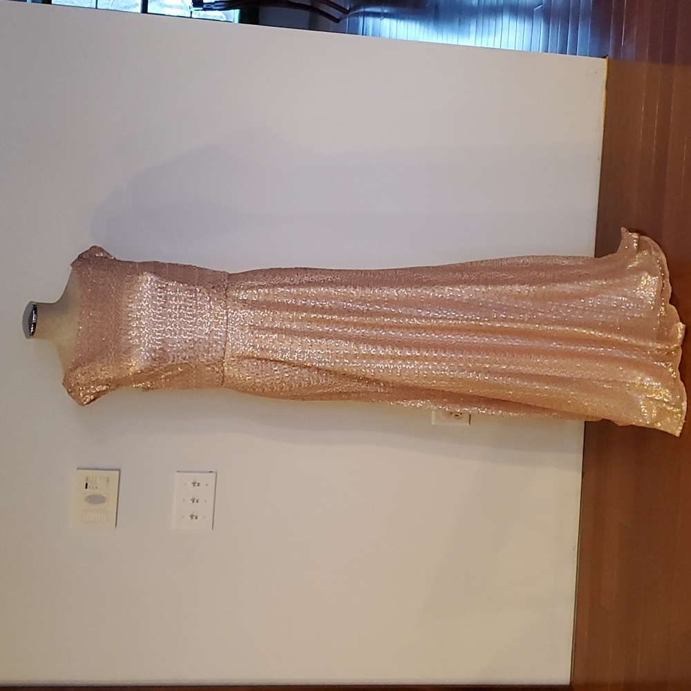 Mori Lee  Madeline Gardner Rose Gold Sequin formal /prom / wedding dress size 10